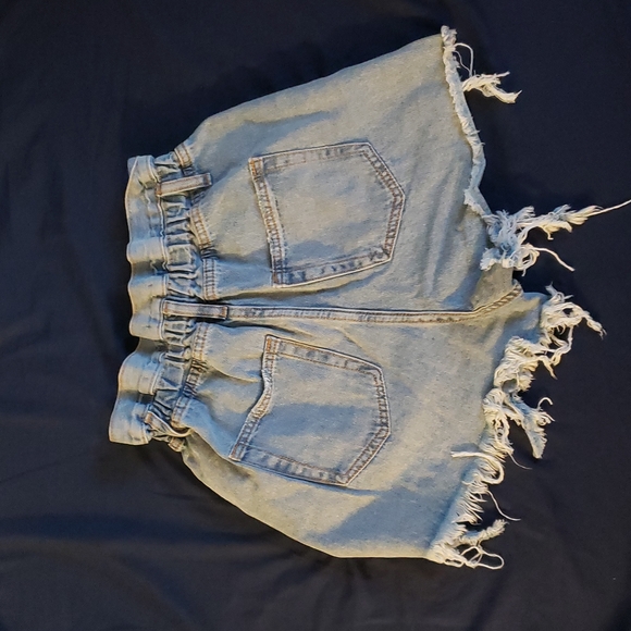 Distressed Shorts - Picture 2 of 2